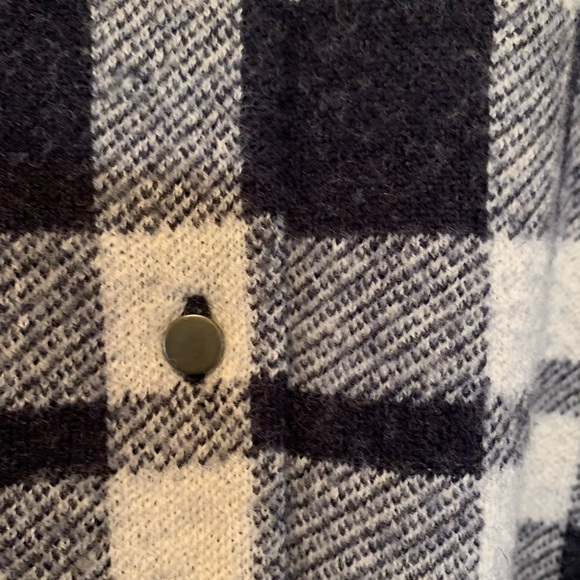Madewell Merino Wool cream/blue plaid button back crew sweater - Picture 10 of 12